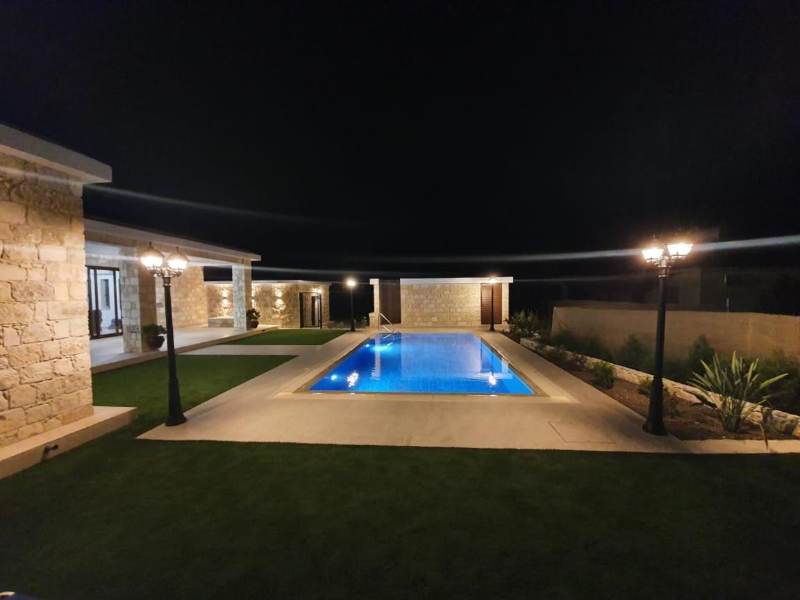 Villa Yermanina Geroskipou Buitenkant foto