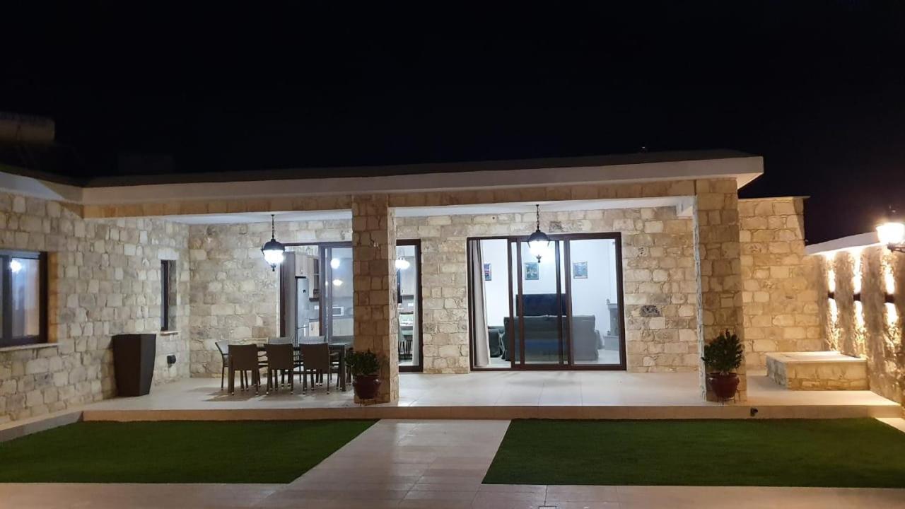 Villa Yermanina Geroskipou Buitenkant foto