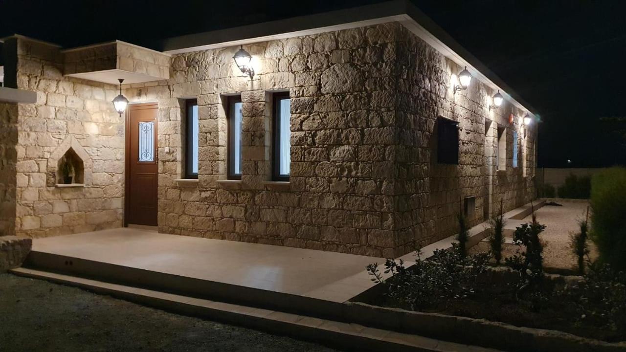 Villa Yermanina Geroskipou Buitenkant foto
